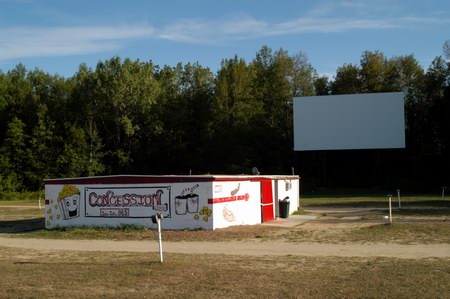 Hi-Way Drive-In Theatre - Concession And Screen Day